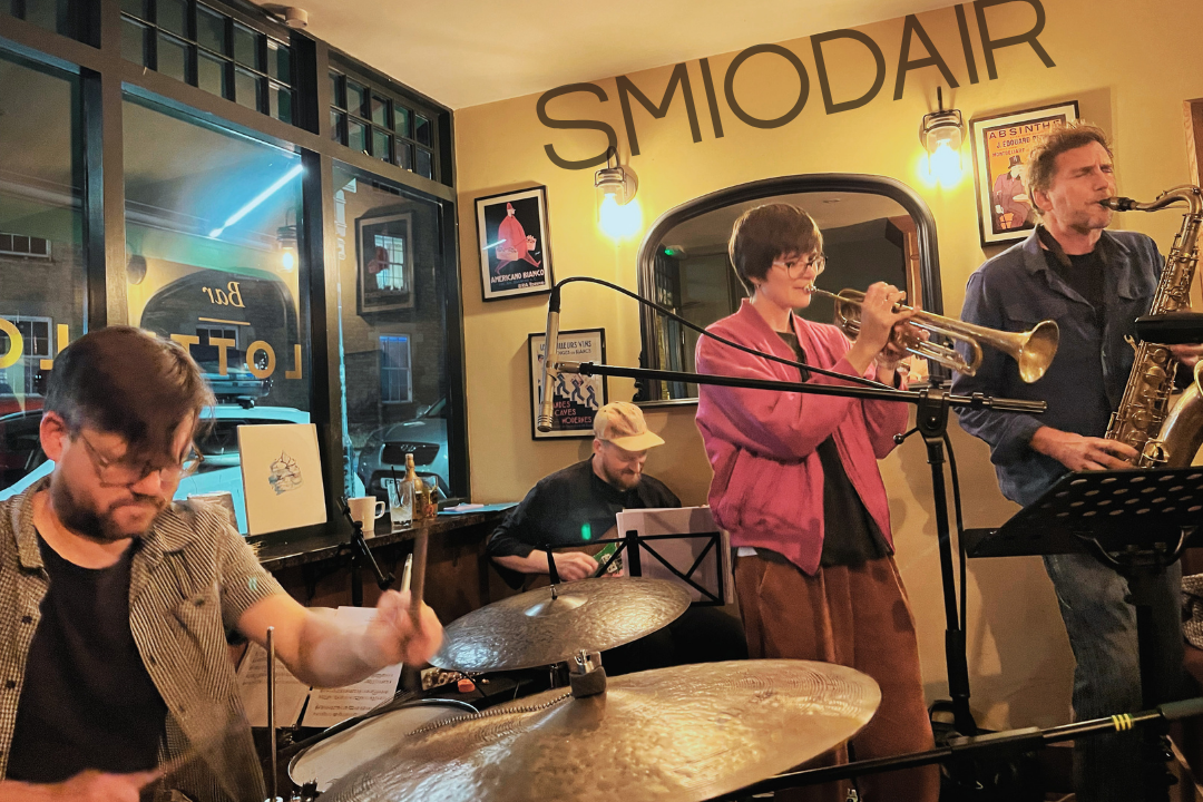 Smiodair poster