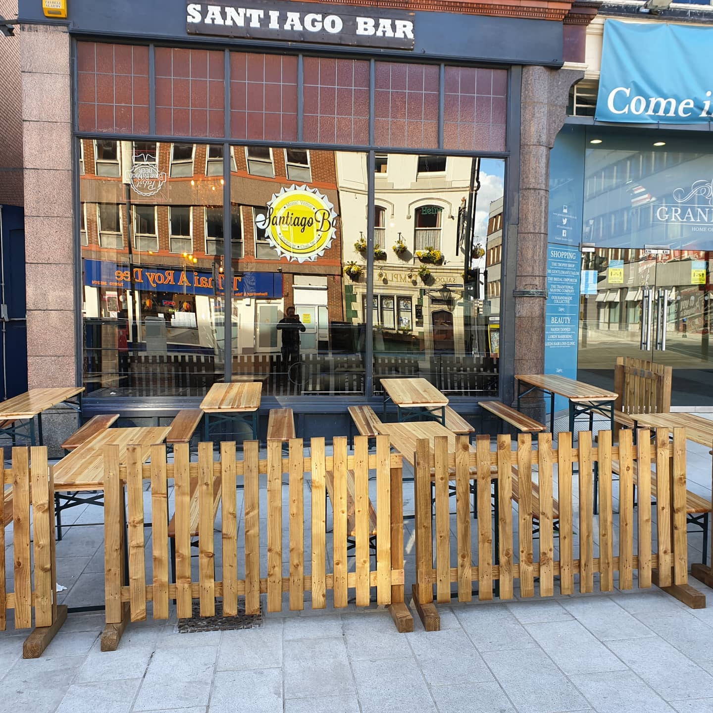 Santiago Bar - 1-3 Grand Arcade, Leeds LS1 6PG
